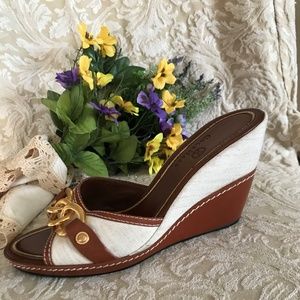 COLE HAHN LINEN AND LEATHER WEDGES